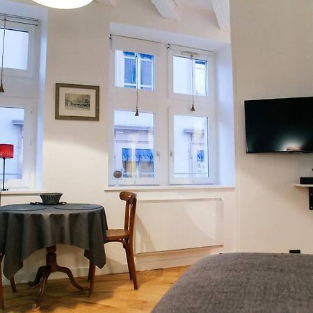 Apartamento Le Saint-Paul Du Vieux-Lyon - Parking Inclus Ail Exterior foto